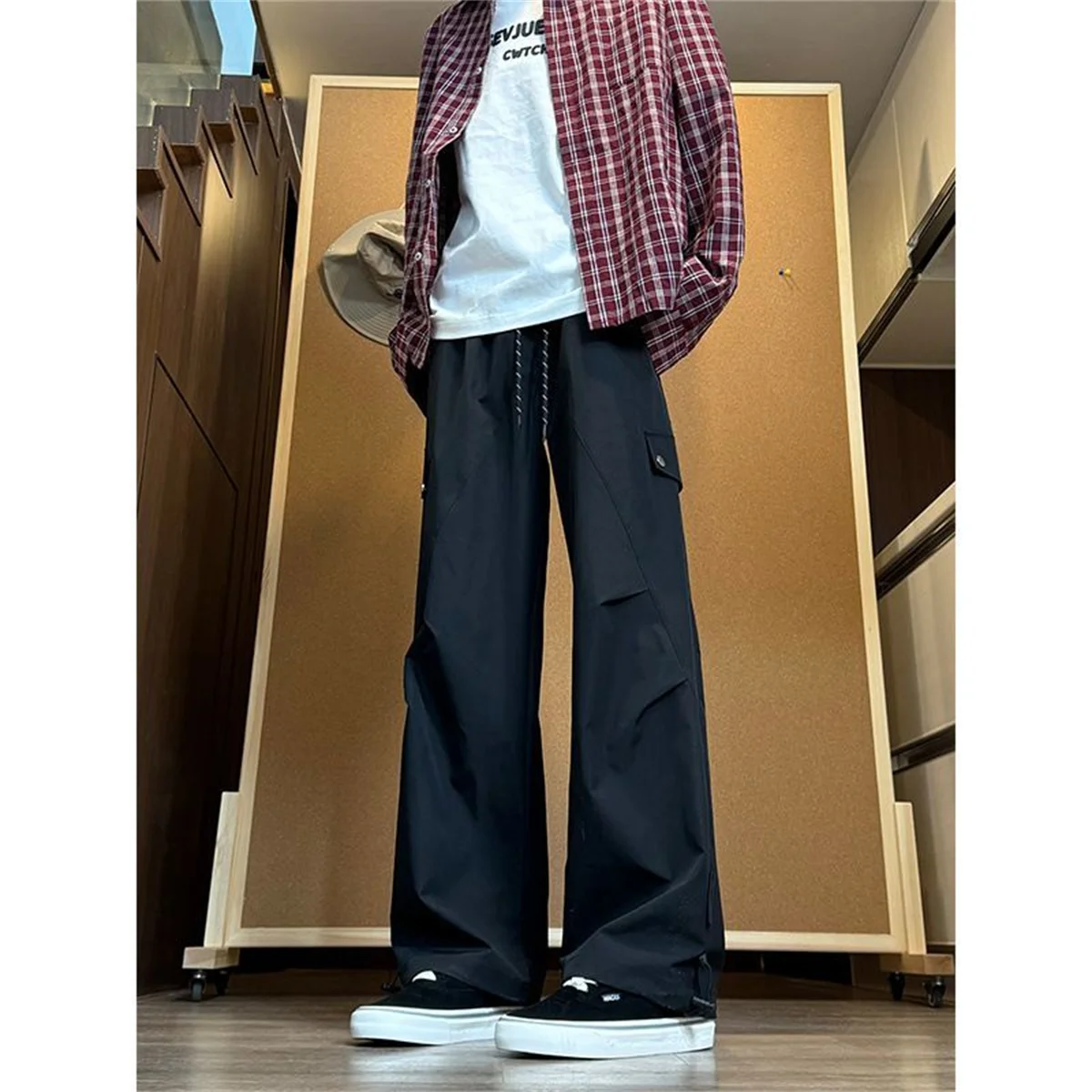

2025 New Summer Solid Color Pleated Work Pants Men's Fashion Loose And Versatile Summer Thin Straight Leg Casual Pants