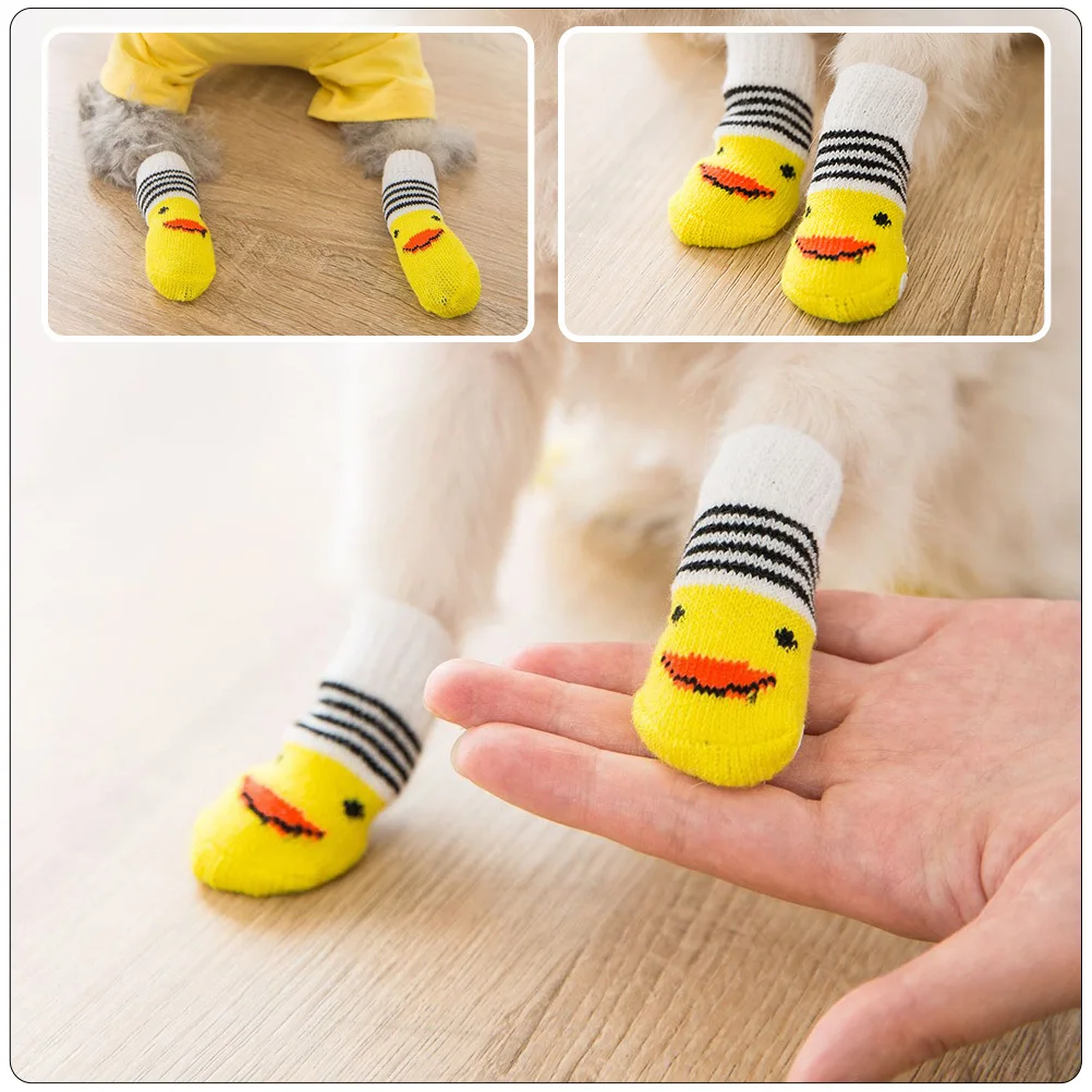 

4pcs Anti-Slip Dog Comfortable Pet Foot Protector Cute Pattern Warm Non-Slip Puppy Socks Soft Fine Workmanship Lovely Design