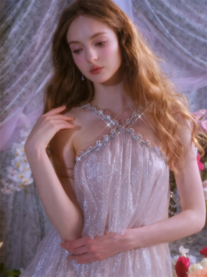 Vestido de Alta Costura  Verão 2025 E com Alça de Diamante e Saia em Camadas Vestido de Casamento Longo em A-Line