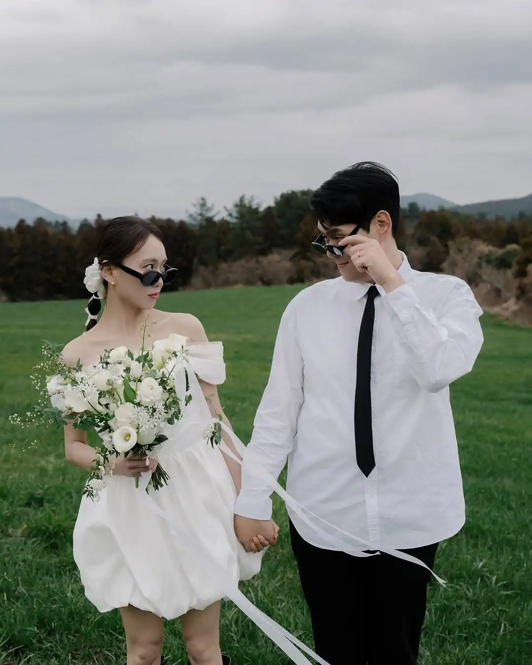 فساتين زفاف MODX أنيقة بدون أكتاف قصيرة على شكل حرف a بدون أكمام من الساتان لحفلات الزفاف الكورية لالتقاط الصور حسب الطلب فساتين العروس 2025