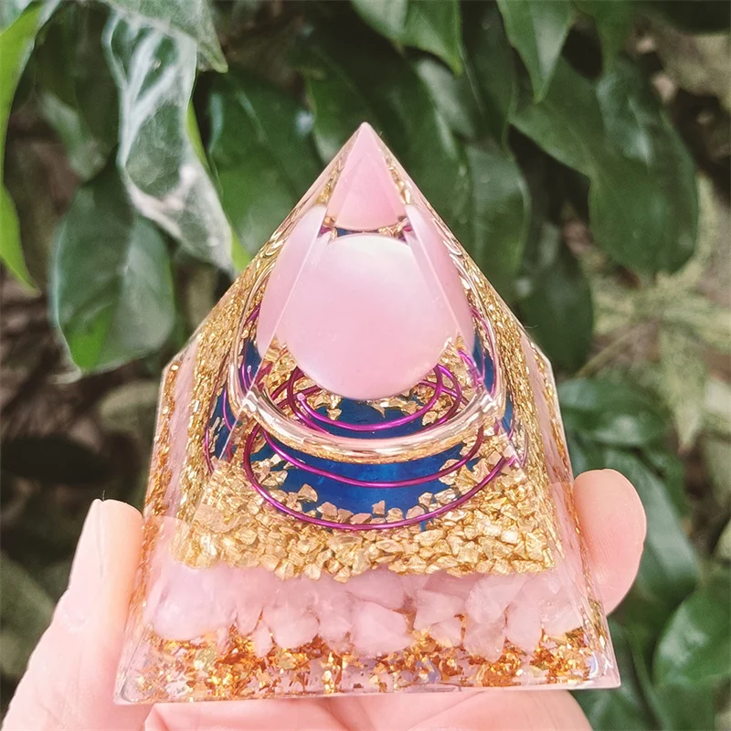 Pink Resin Pyramid Balls Crystal Crushed Stones Pyramid Ornaments Home Furnishings Resin Dropping Handmade