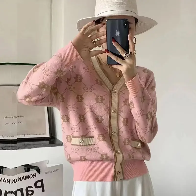 

Chic Pink Knitted Cardigan Vintage Print Knit Sweaters Luxury Office Lady Coat Single-breasted Long Sleeve Tops V-neck Cardigans