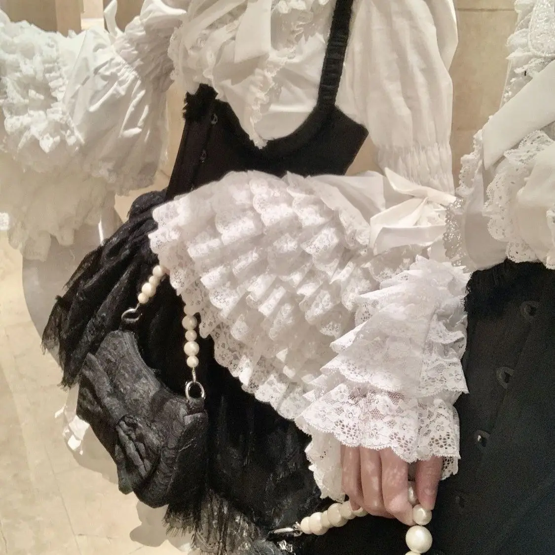 

NONSAR Лолита блузка женская Camisas De Mujer Питер Пэн воротник с расклешенными рукавами милые рубашки большие топы кружевные блузки с бантом и оборками