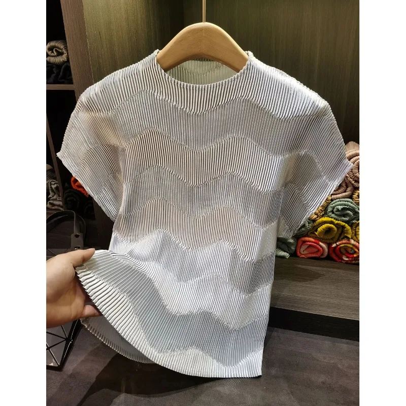 Miyake Pleated T-Shirt 2026 Summer New Dragon Scale Pleats Design Short Sleeve T-Shirt High-End Slim Fit Versatile Commuter Top