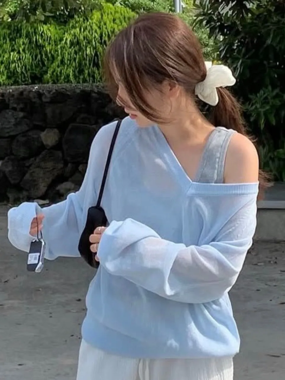 

Summer New V-Ne Long Sve Knitted Sweater Women's Loose Lazy Sle Personali Versatile Sunscreen Coat Trendy