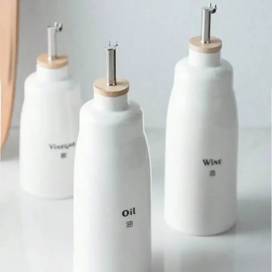 Ceramic Oil Bottle Kitchenware Oil Pot Soy Sauce Vinegar Bottle Condiment Jar Commercial Creative Light-Blocking Decanter