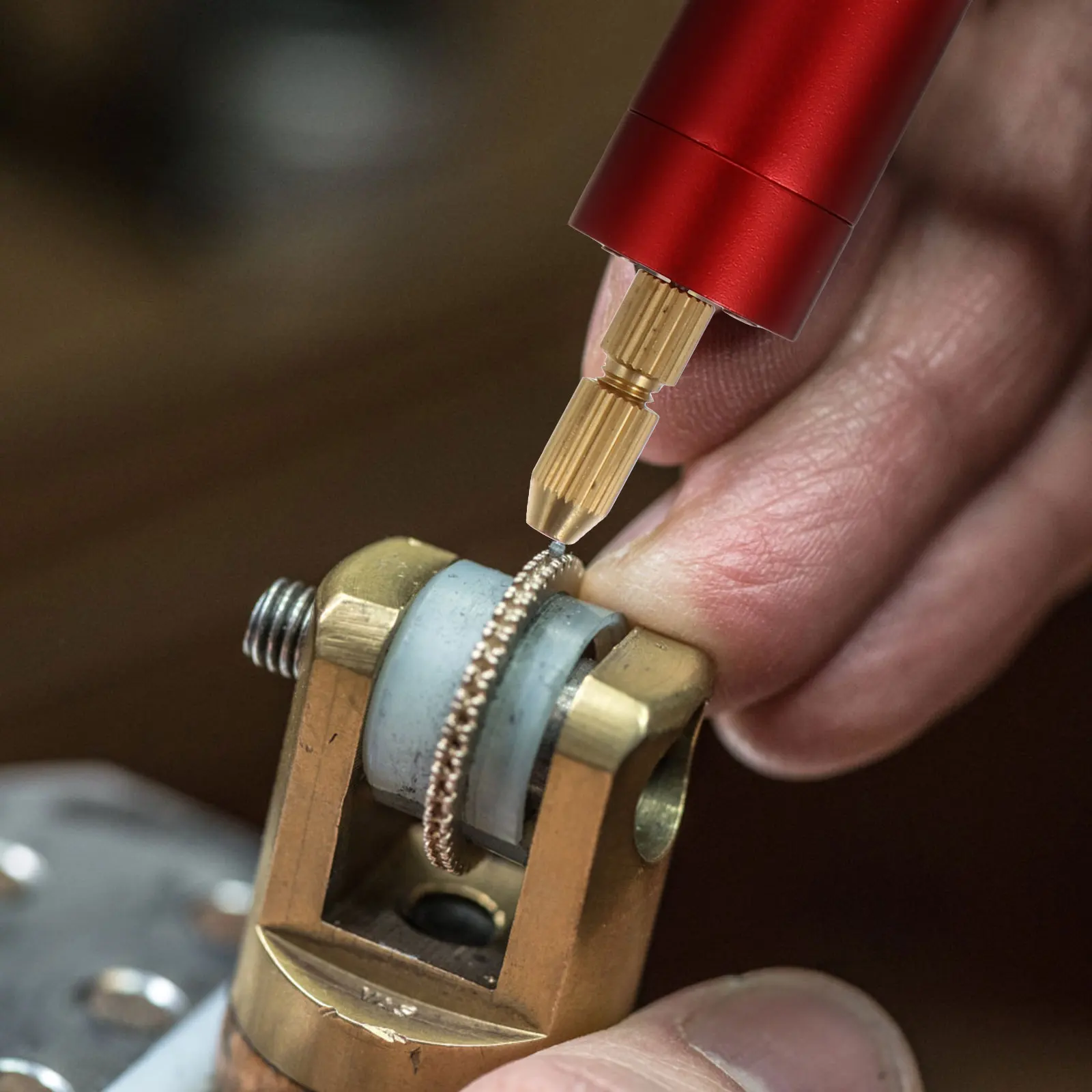 

Mini Electric Engraver Pen USB Carving Tool Plastic Metal Glass Ceramics DIY Portable Durable Jewelry Crafting Tool