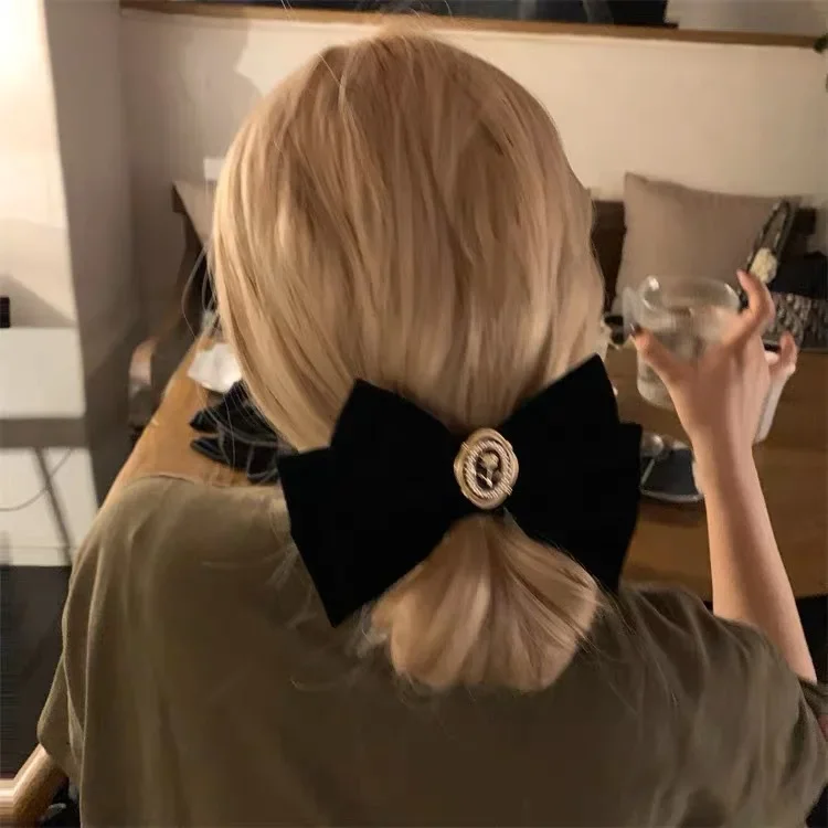 Pinza para el pelo con lazo de terciopelo negro para mujer, estilo Retro francés, pequeña fragancia, cuchara para la parte posterior de la cabeza,