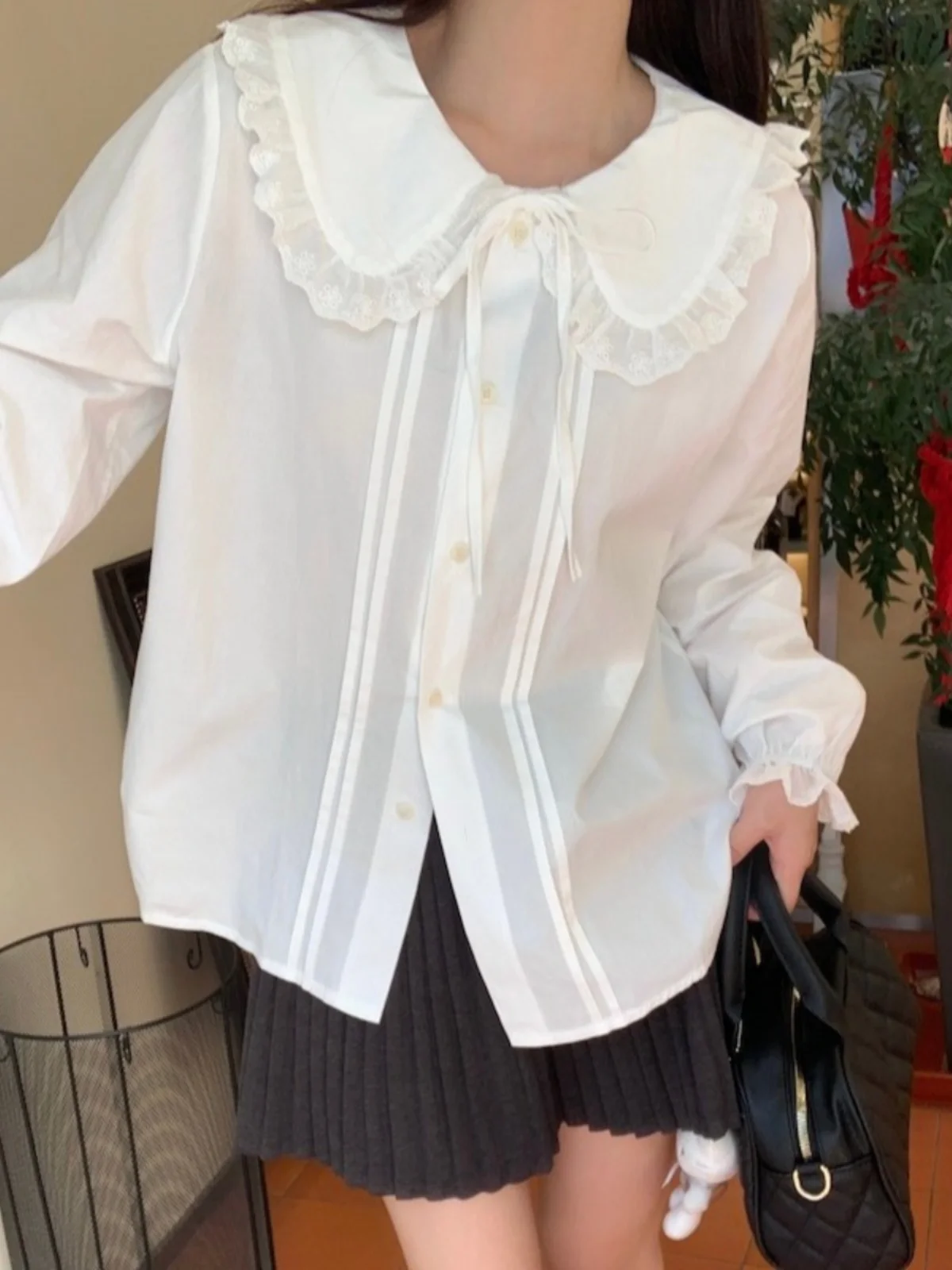 

White Loose Long Sve Bubble Wind irt for Women Vintage Lace Collar Doll Need irt Korean Sle Commute Pure Color