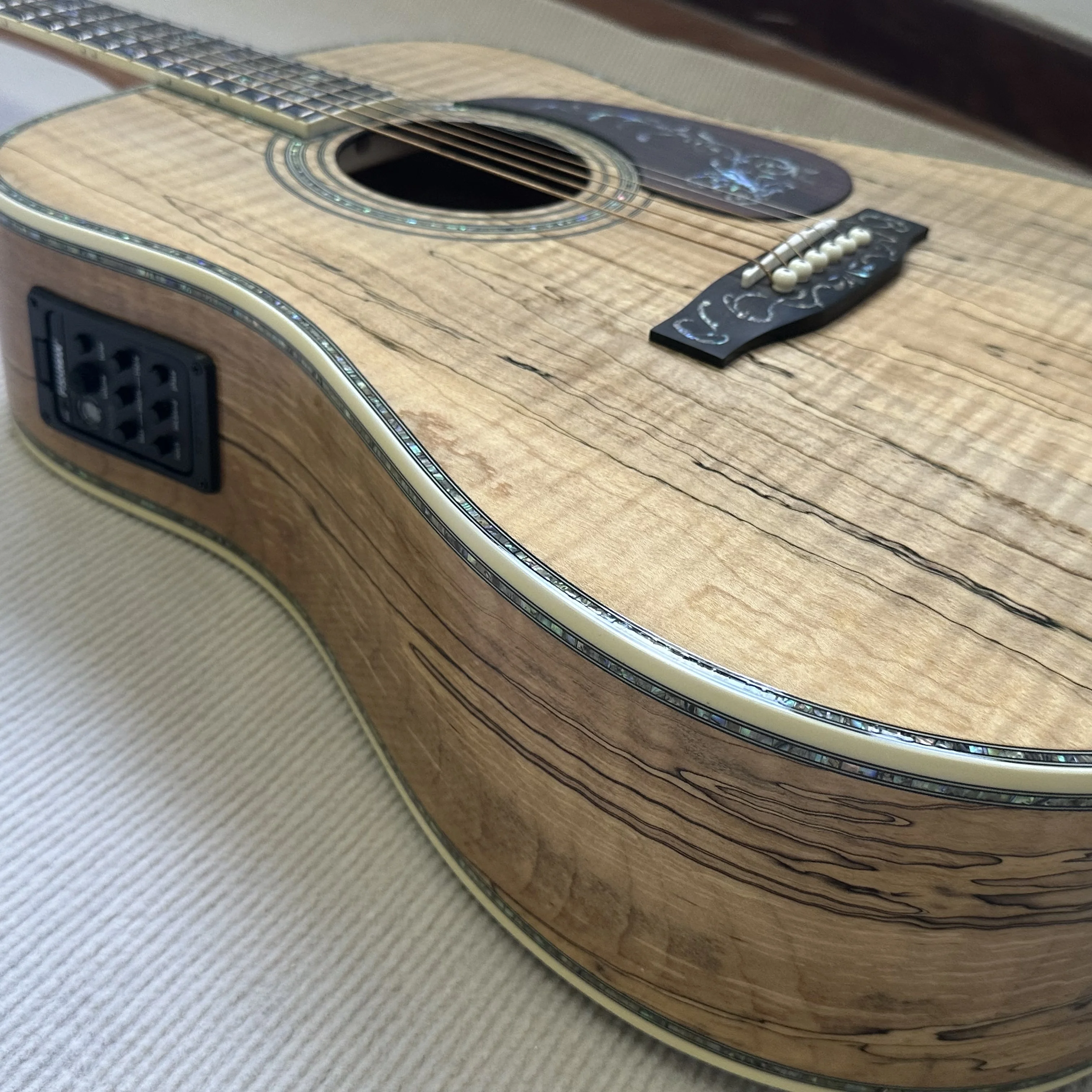 US Warehouse Dreadnought Acoustic Guitar Spalted Maple Top Abalone Shell Inlay Ornate Rosette Ebony Bridge Solid Wood Folk Guitar For Fingerstyle Strumming Performance Collection Free Shipping