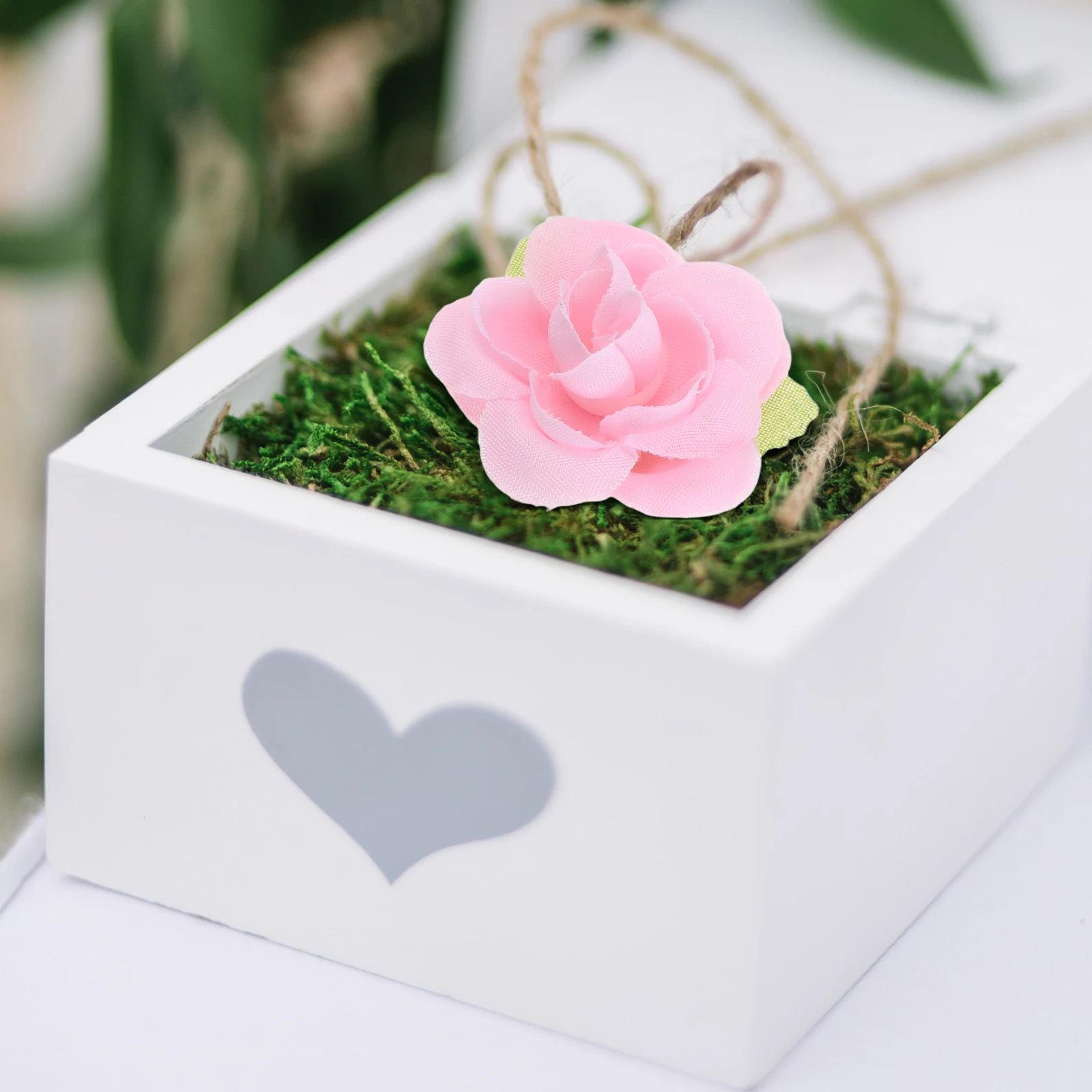 

100pcs Realistic Mini Silk Rose Heads Artificial Flowers For Wedding Reception Party Home Decorations Diy Floral Arrangements