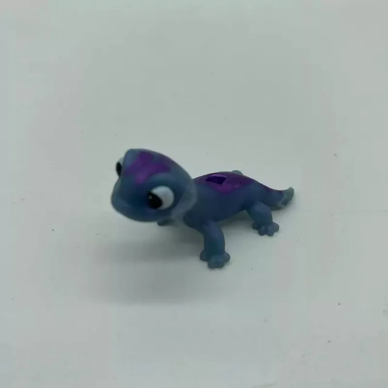 Frozen Figur Schneekönigin Ledeno Kraljestvo Eidechse Bruni Puppe Salamander Ornamente Zubehör Spielzeug