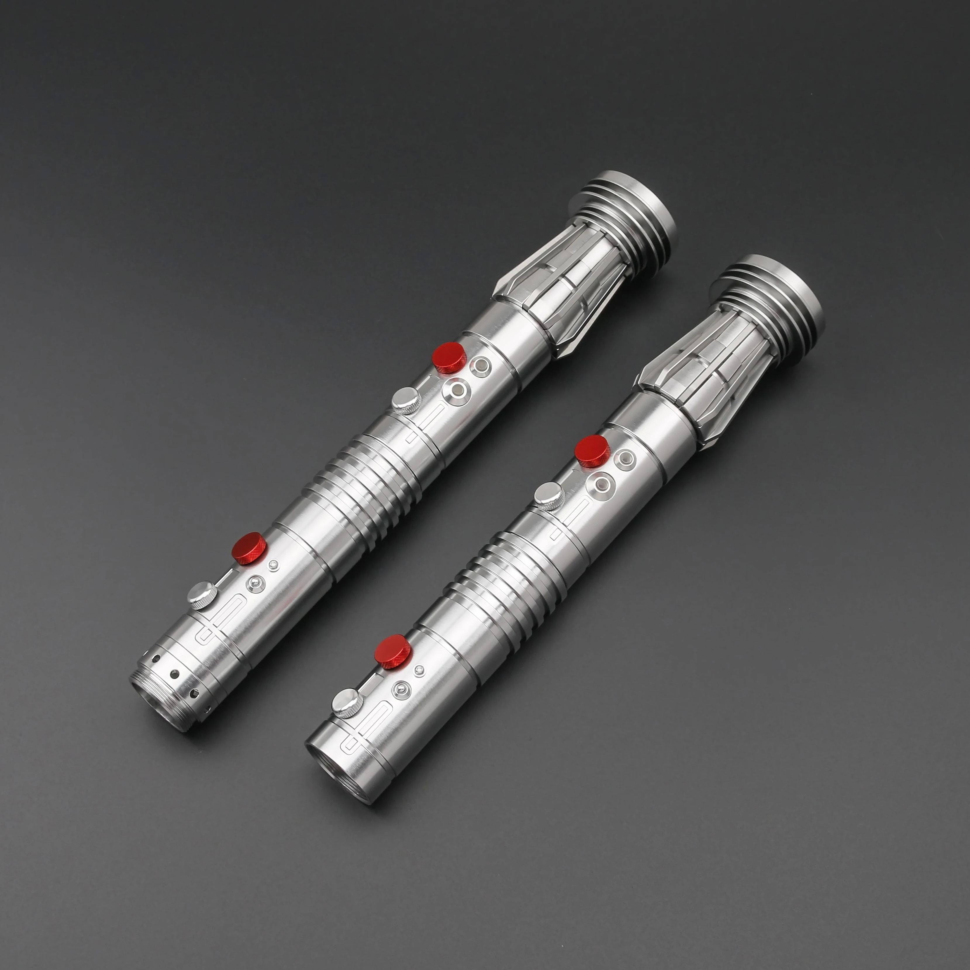 TXQSABER Neo Pixel Miecz Świetlny 2 SZT. Podwójne Ostrze Gładki Uderzenie RGB Laserowy Miecz Metalowa Rękojeść Sith Cosplay Zabawki Replika Darth Maula