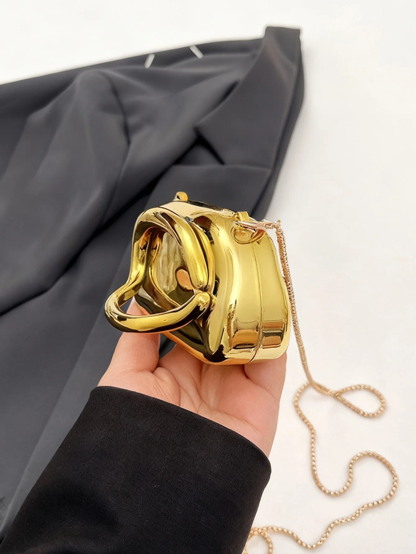 Mini-Version Modische Goldene Metallverschluss-Clutch-Tasche in Boxform für Damen, Abend-, Hochzeits-, Party-Ketten-Umhängetasche, Schultertasche – Detail 17