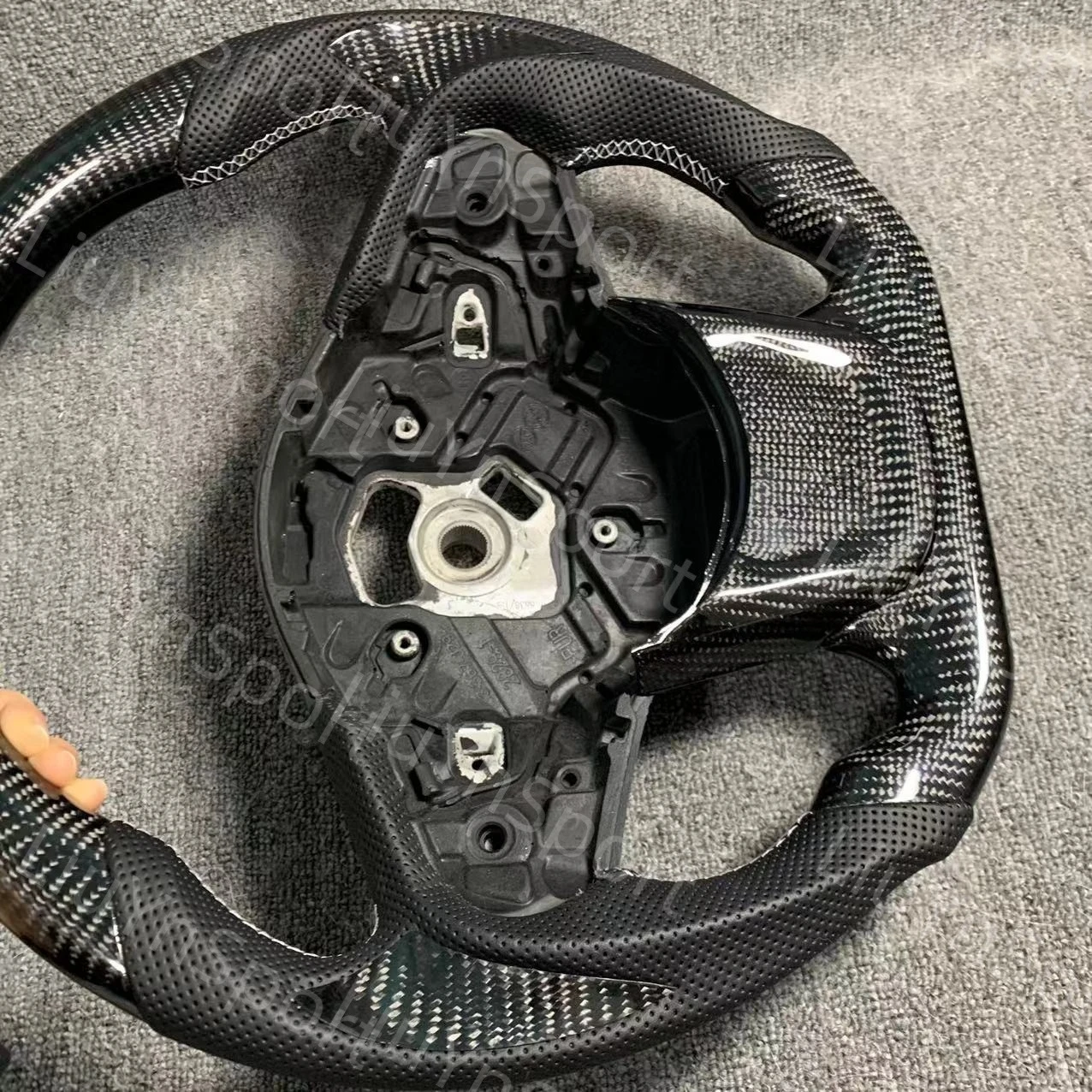 Maßgeschneidertes Lenkrad aus echtem Carbonfaser mit Rahmenverkleidung aus Kohlefaser und Paddel für Toyota Supra GR A90 A91 Mkv 2020+ – Detail 6