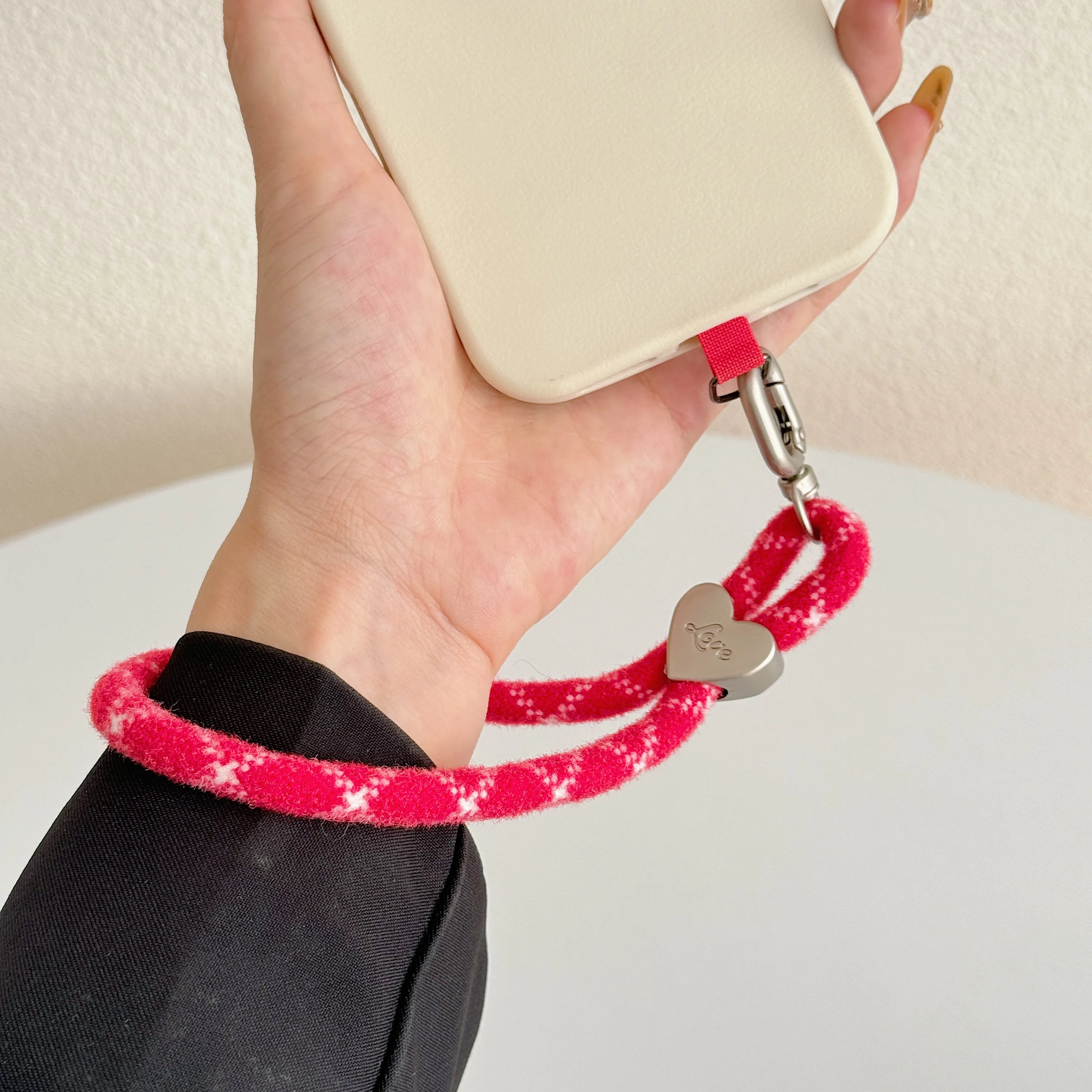 Autumn And Winter Plush Christ - Phone Accessories Red ulasan dan harga