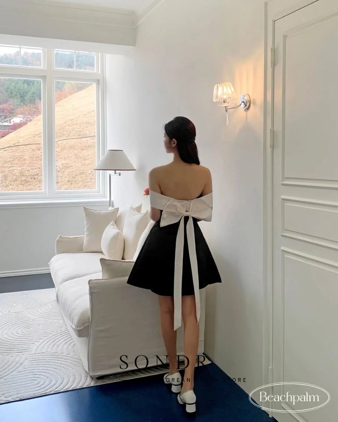 Sondr Boat Neck Black and Ivory Mini Korean Wedding Dresses Customized A Line Short Bridal Party Gown Corset Back Prom Dresses