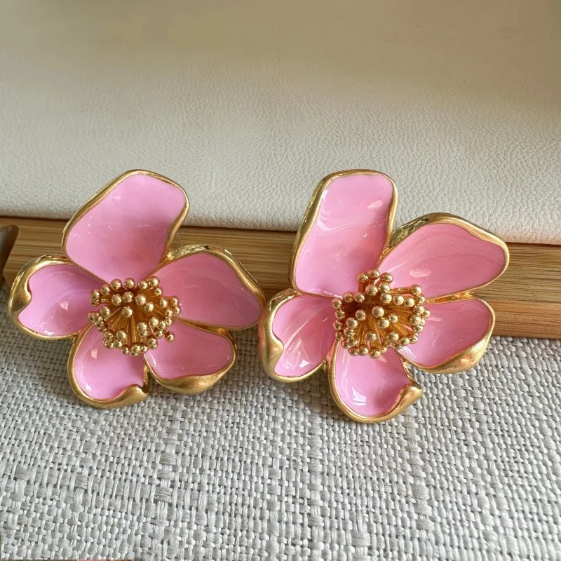 Vintage Pink Enamel Flower Stud Earrings For Women Jewelry Runway Party T Show Fancy Trendy Boho INS Japan Korea