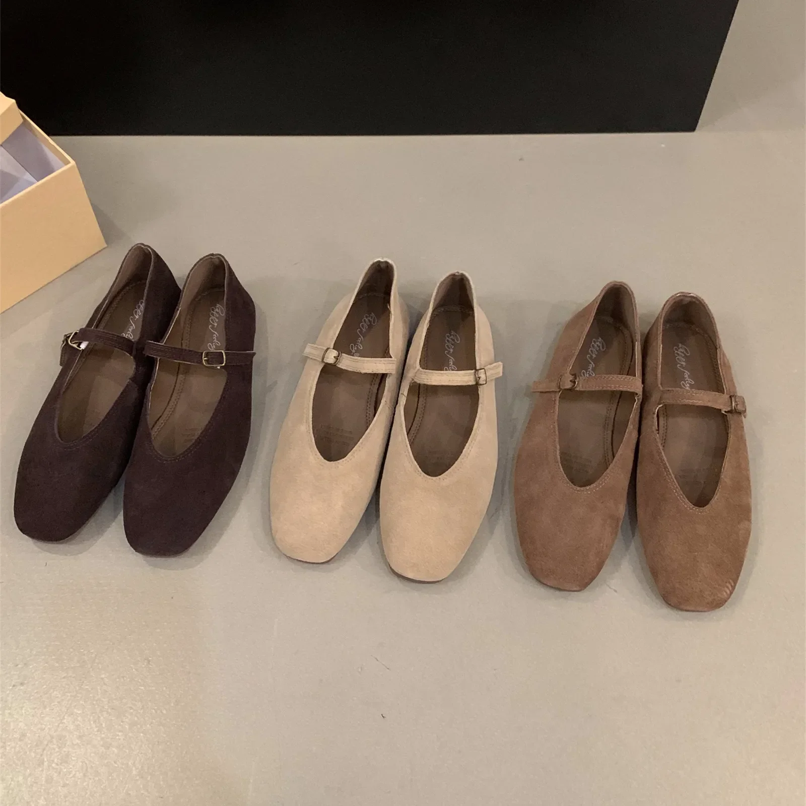 2024 Spring New Brand Women Flats Round Toe Shallow Slip On Ladies Casual Ballet Shoes Soft Leather Eelgant Dress Shoes