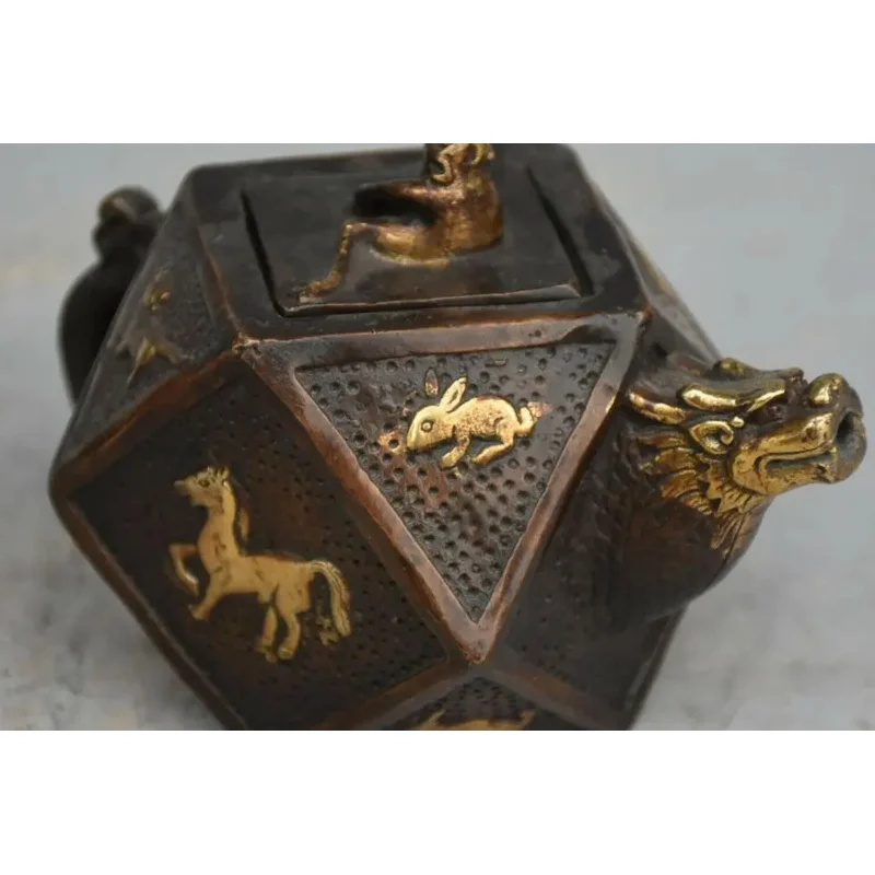 China Bronze Gilt Dragon Zodiac Year Animal Wine Pot Kettle Flagon Bottle Statue image 2