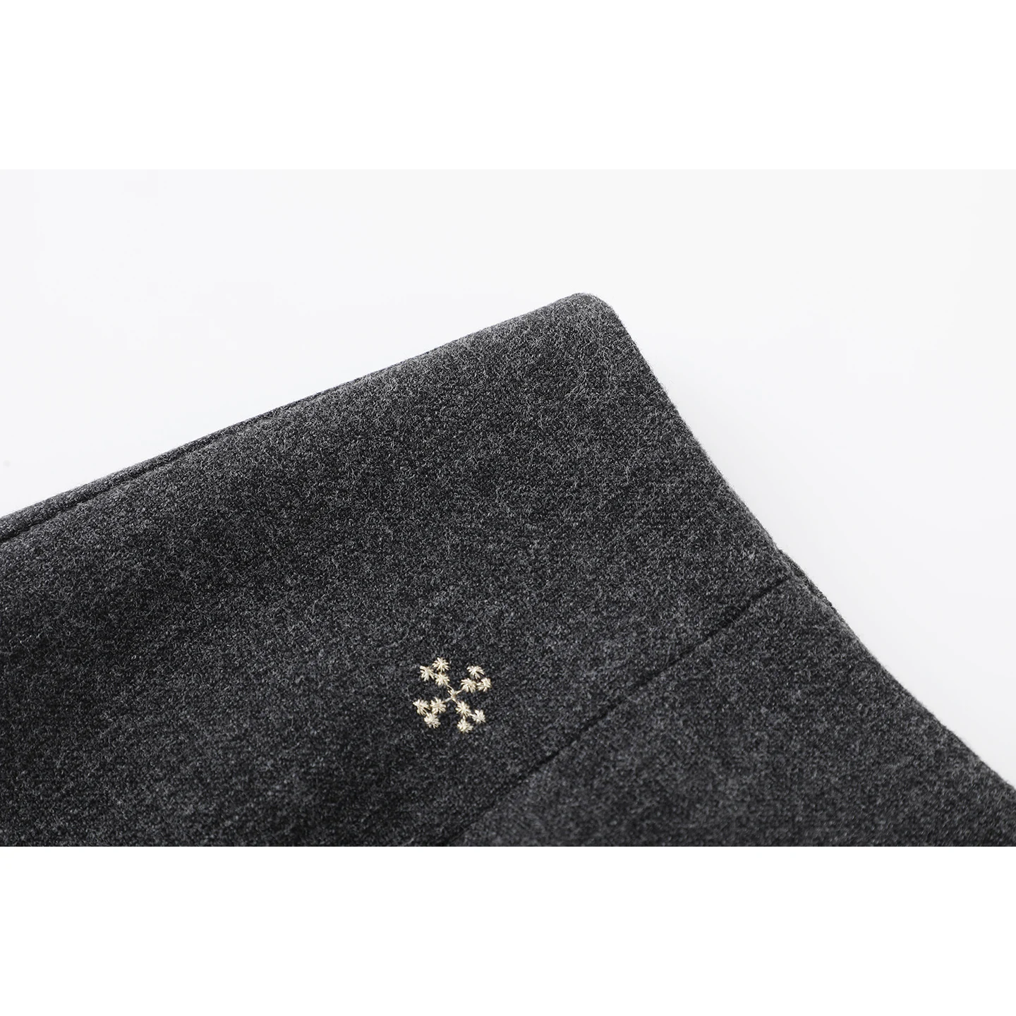 Primavera 2026 Nuovo Stile Gil - Embroidery Skirt recensione e prezzo