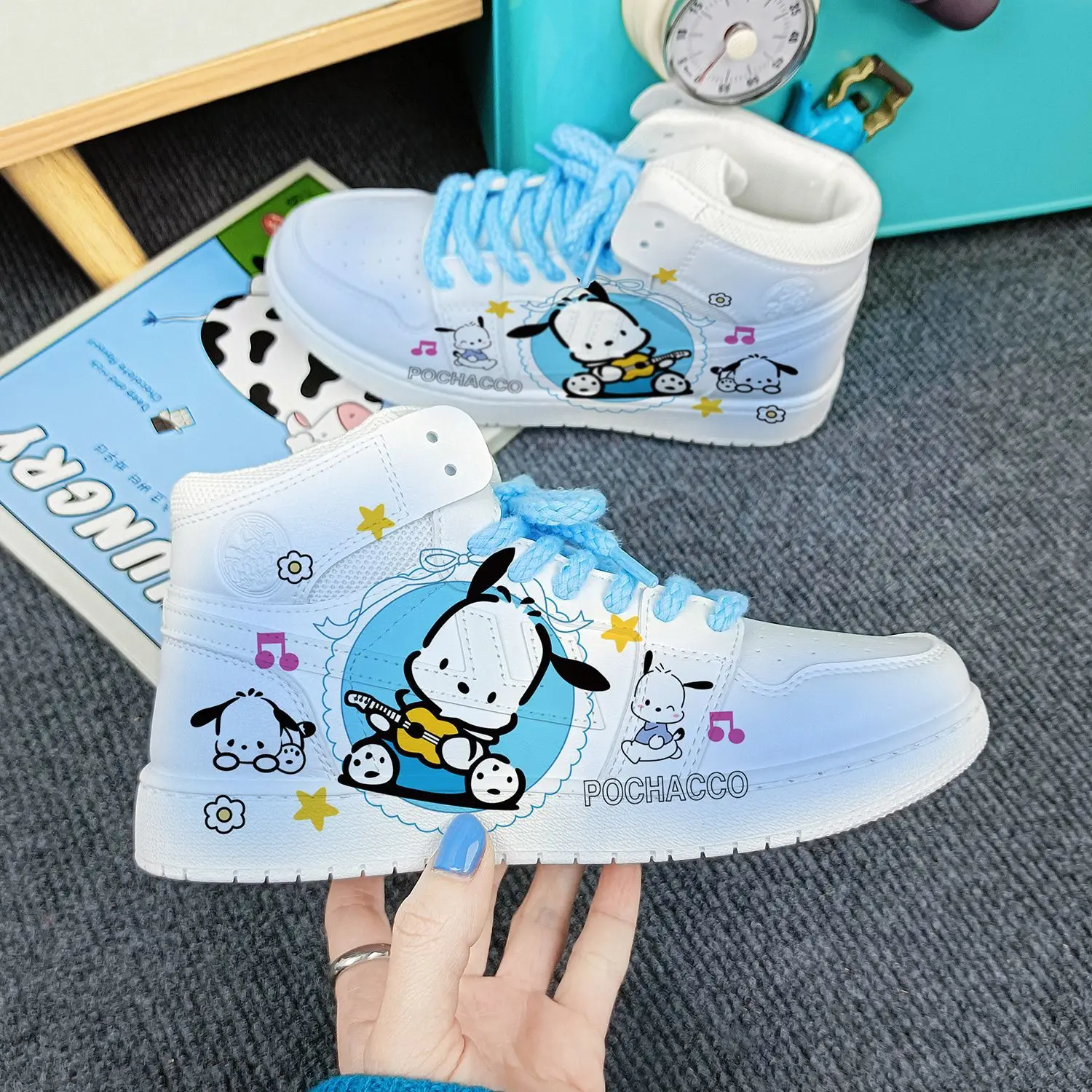 New Cute Sanrio Pochacco Board Shoes Ins Korean Simple Fashion Thick Bottom Casual Hundred Small Shoes Comfortable Running Shoes