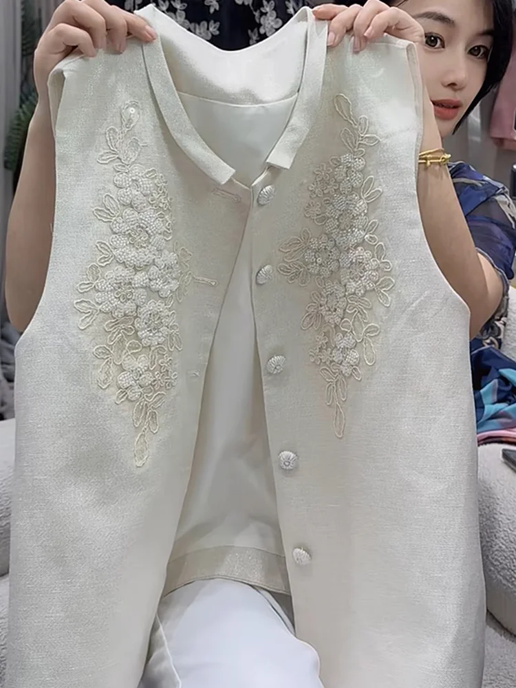 

Fashionable Casual Embroidered plus Size Vest Summer 2025 Trendy Shoulder Pad Women's Jacket Cover up Stylish Korean Style