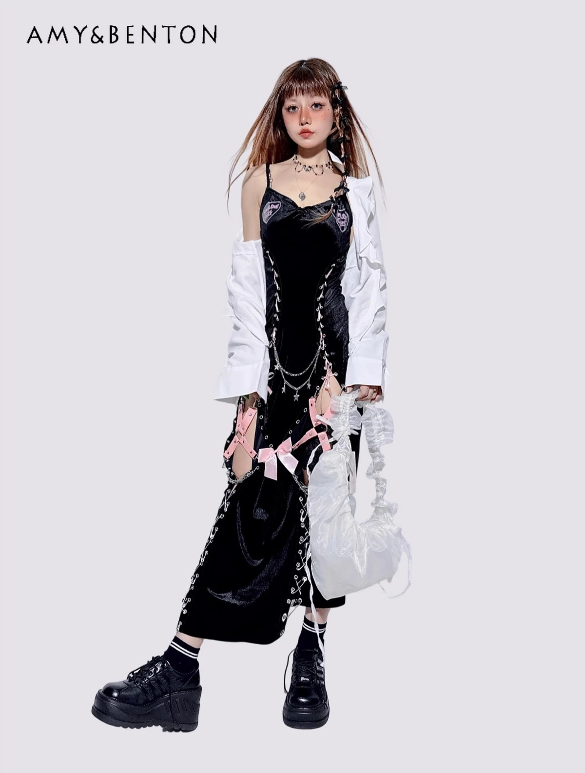 

Spring and Autumn New Dark Gothic Style High Waist Slim Chain Long Split Strap Dress with White Long Sleeve Coat