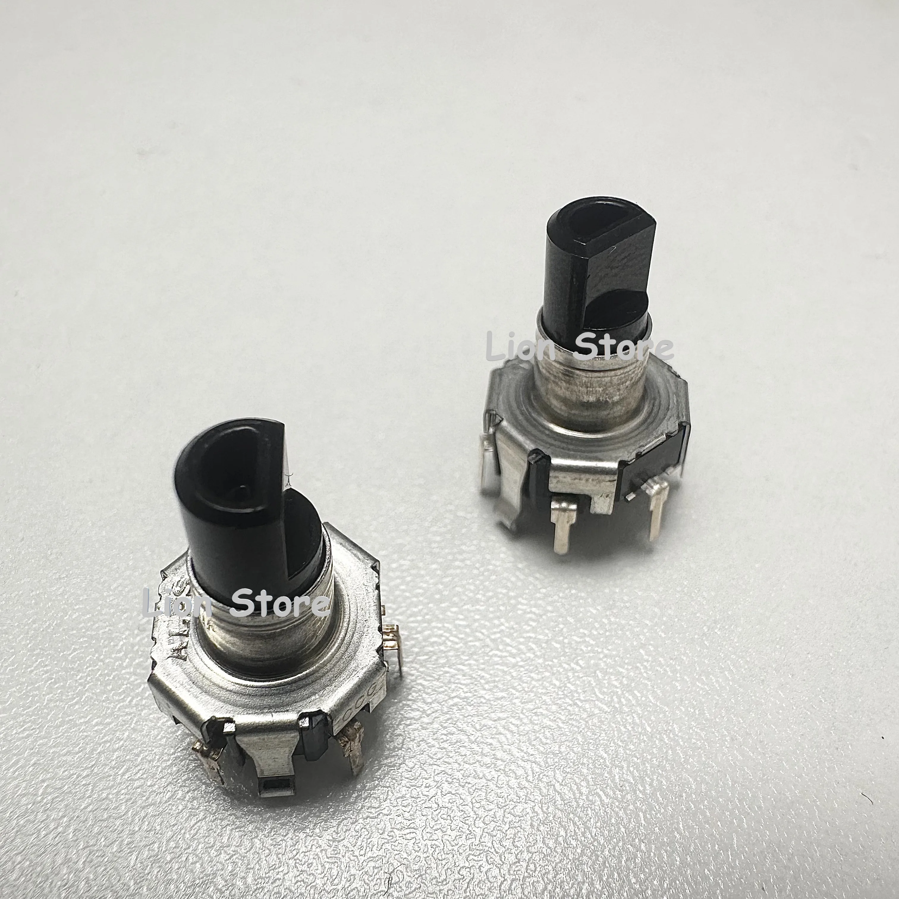 30-100pcs ALPS EC12D1564402 Rotary encoder with switch 30 positions 15 pulses For car navigation Audio equipment 100% Original