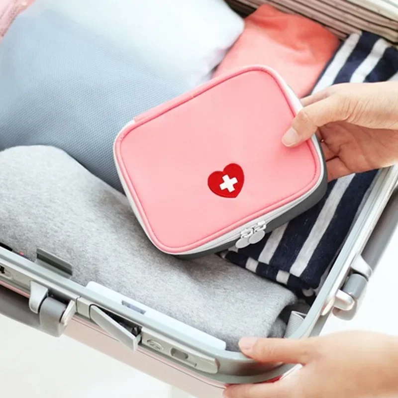 تخزين مريح للسفر على شكل قلب ولطيف، مجموعة أدوات الإسعافات الأولية في حالات الطوارئ، مجموعة أدوات طبية صغيرة للوقاية من الأوبئة #5