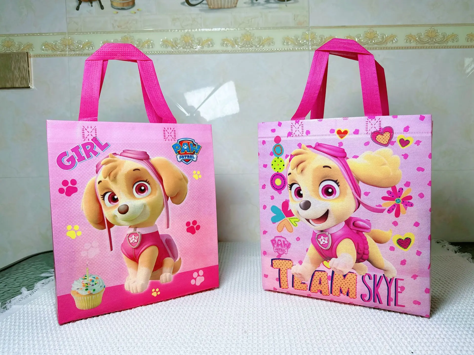 Original Paw Patrol Portable Hand Gift Bag 28x25cm High Capacity Cartoon Chase Skye Cute Print Children Birthday Party Gift Pack