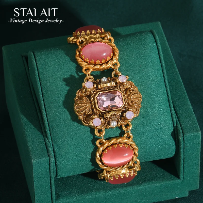 

Antique Jewelry Oval Princess Pink Opal Love Charm Bracelet for Women Cat Eye Palace Vintage Square Crystal Bangle New Arrival