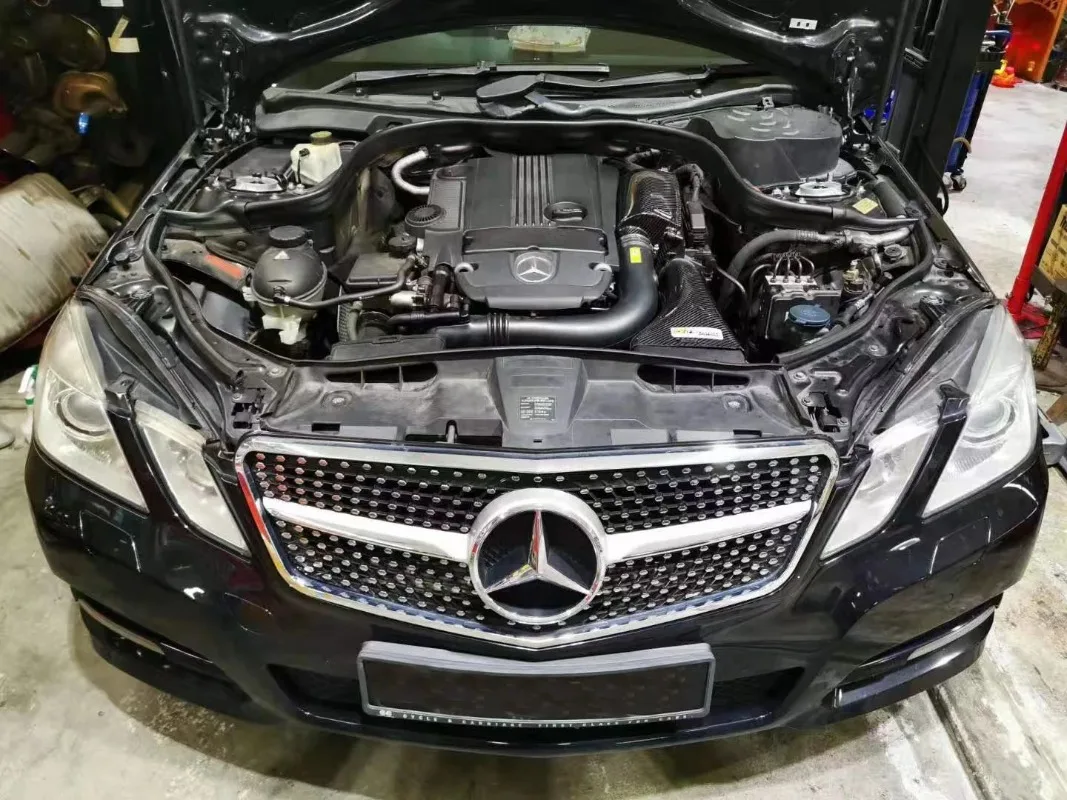 Automotive Parts 100% Dry Carbon Fiber Cold Air Intake System For BENZ C,E W204(1.8T)