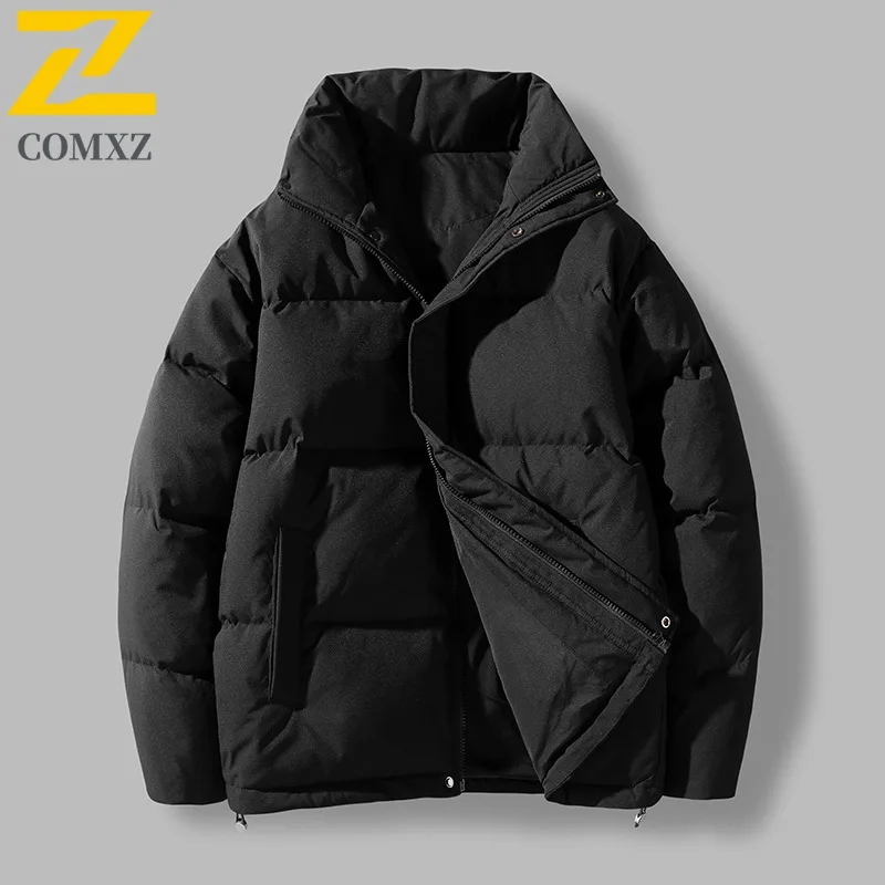 COMXZ الشتاء سترة 2025 العصرية الكورية بلون الدافئة التزلج سترة منفوخة الشارع فضفاض مريح أسفل سترة ملابس للرجال