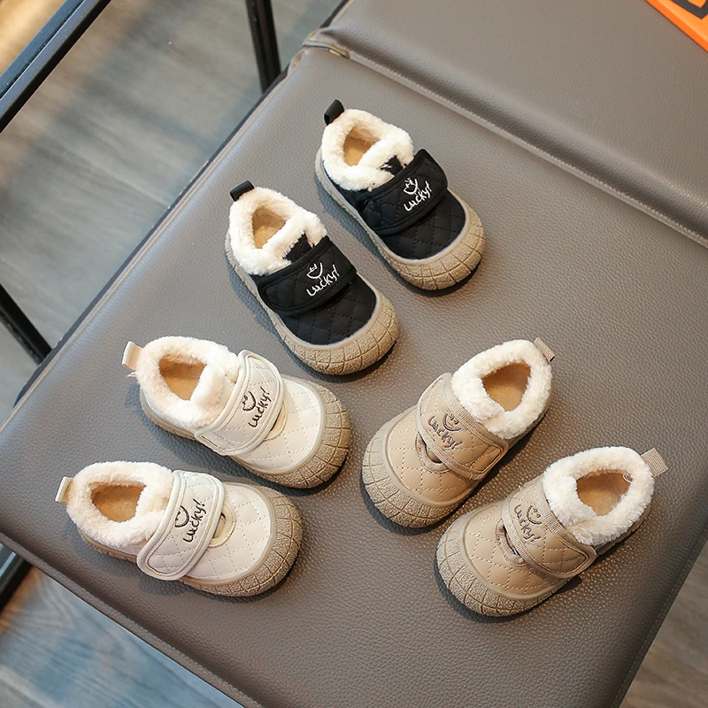 

Baby Cotton Shoes Children's Toddler Shoes 0-6 Years Old Padded Thickened Boys Girls Cotton Shoes Non-slip Kids Short Boots
