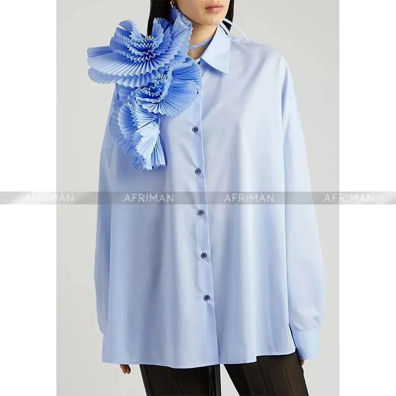 Women Fashion Pleated 3D Flower Decoration Blue Silhouette Poplin Shirt for Women in Autumn and Winter