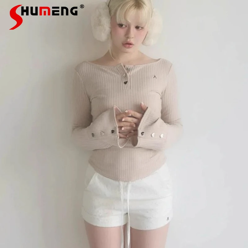 

Японская Лолита, милая однотонная футболка с эластичной резинкой на талии, расклешенная футболка с длинными рукавами и пуговицами в форме сердца, жилет, внутренняя одежда, комплекты из 2 предметов для женщин