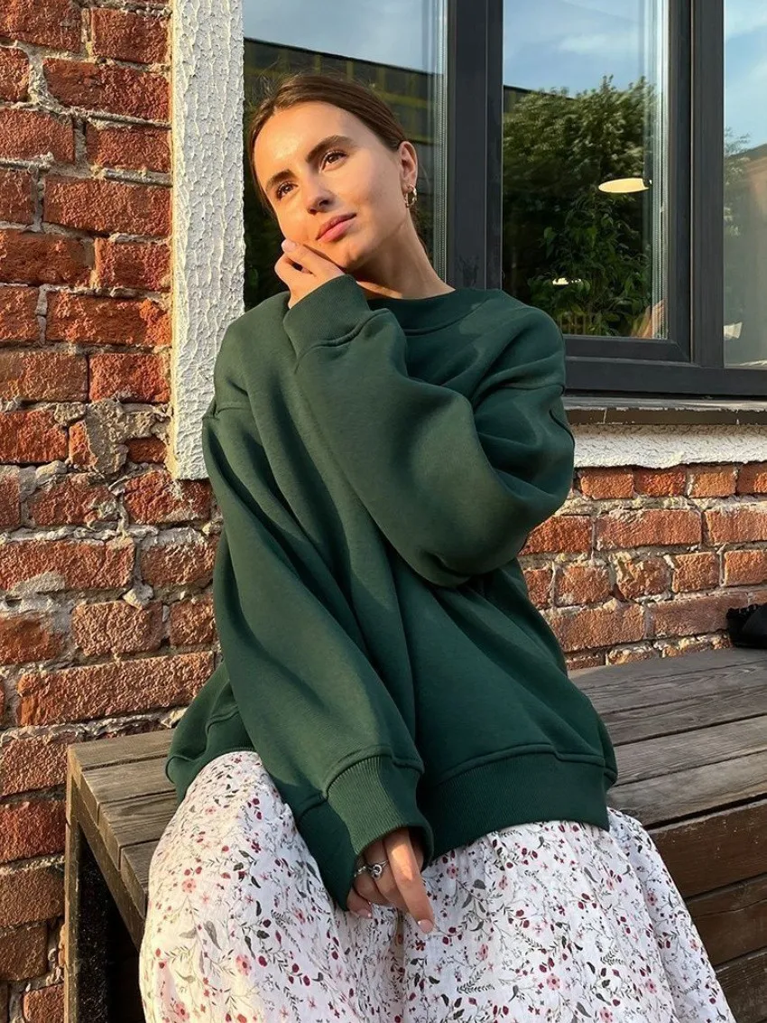 Round Neck Pullover Hoodie Mid Length Alternative Street with Loose Fit Single Regular Thickness Streetwear Women Sweatshirts