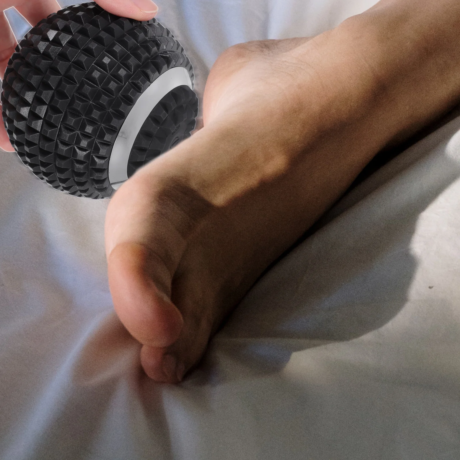 

Electric Massage Ball Black Premium Abs Vibrating Foot Hand Muscle Relaxation Tool For Travel Massager