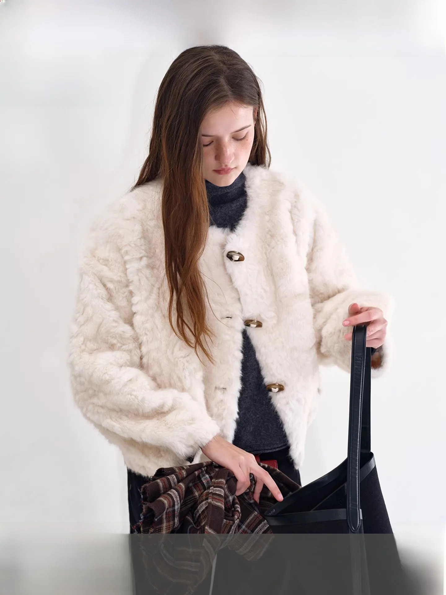 

Fano Cloud Soft Skin Feel Eco-Friendly Fur Jaet Women's Collarl Winter New Sle Long Sve Comfortable Daily Wear