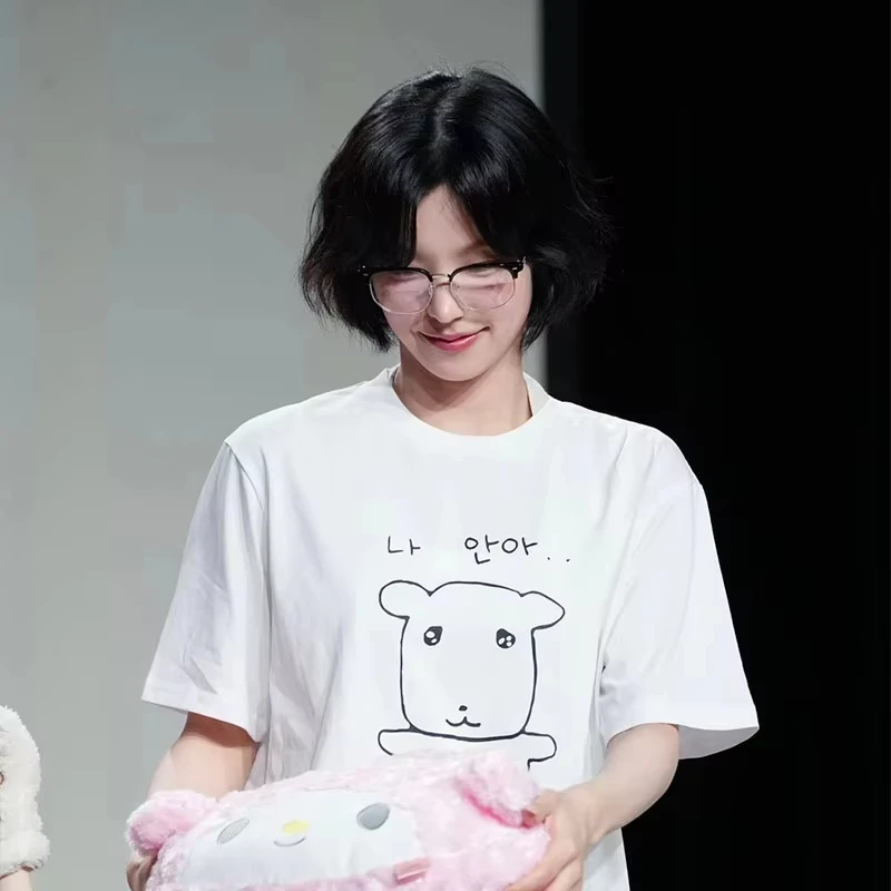 

Милая милая широкая круглая футболка Ne Ort Sve для женщин ITZY Yeji, универсальная летняя одежда, удобная дорожная высокая забавная футболка