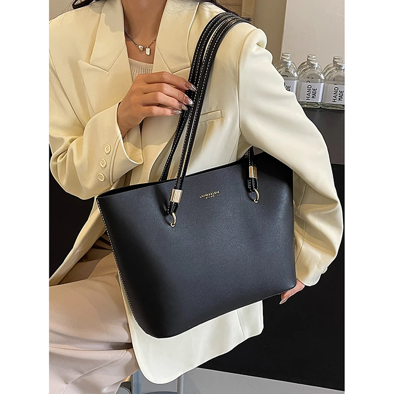 French Large Capacity Commute Tote Bag Women\'s 2024 New Fashion Bridal Wedding Bag Leather Texture Casual Portable Shoulder Bag