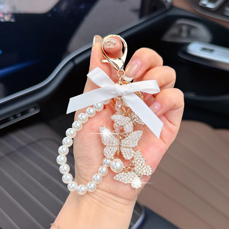 Creative butterfly Pearl Keychain, Fashionable Bowknot Car Keychain, Exquisite Bag Pendant, Festive Gift