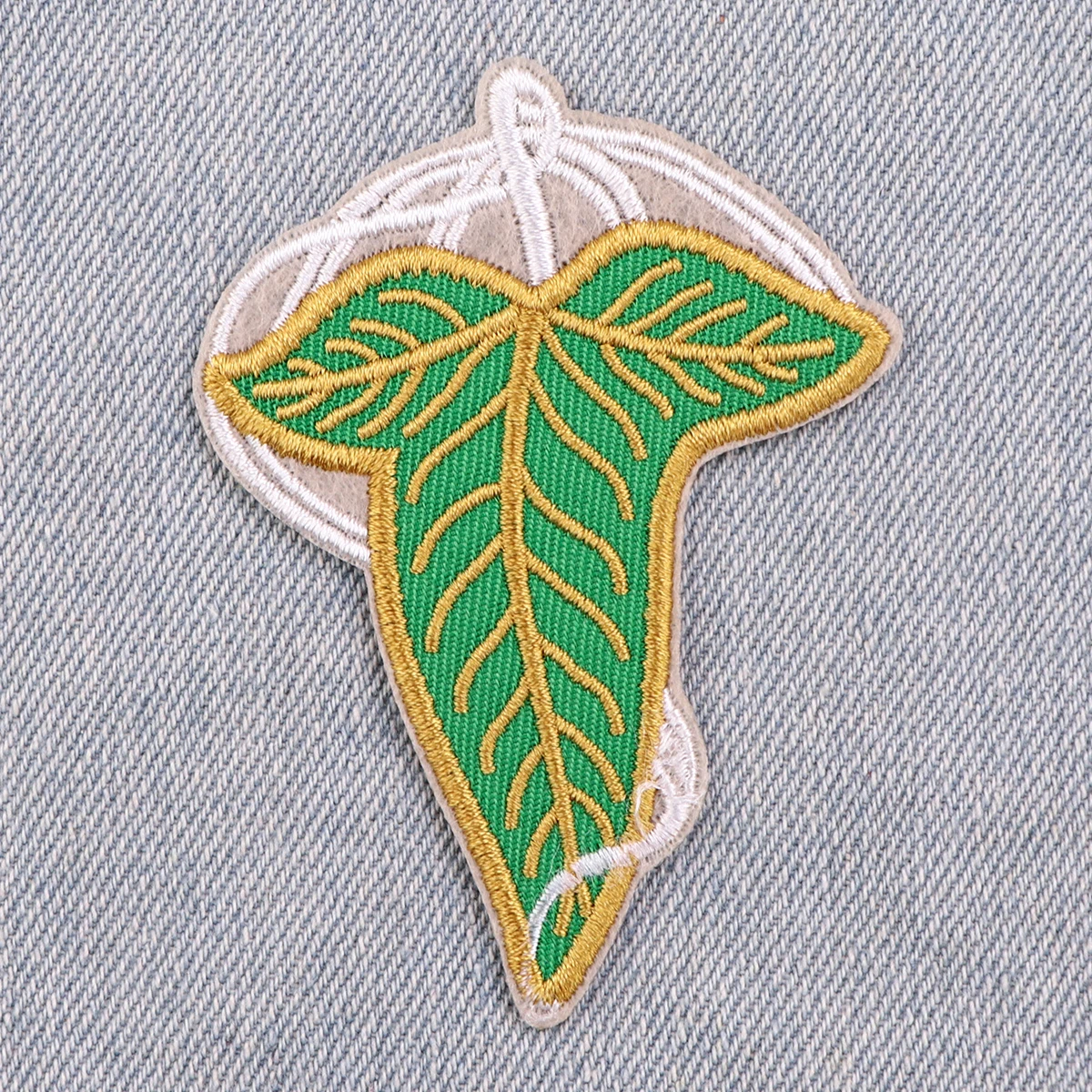 Movie Green Leaves Iron On Patch Clothes Patch For Clothing Embroidered Patch Garment Apparel Accessories