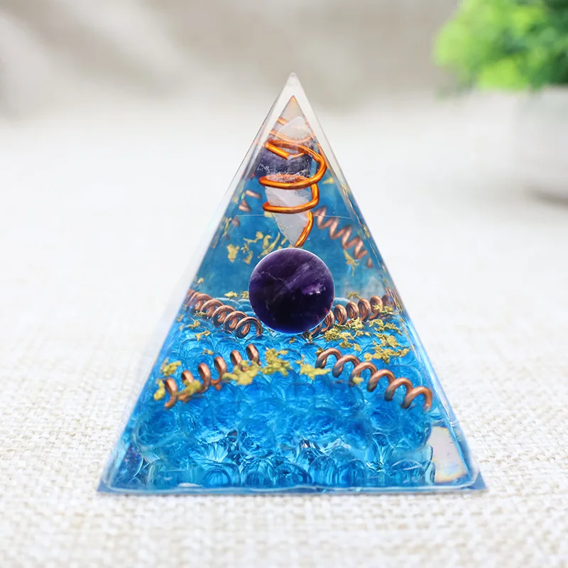 Crystal Ball Pyramid Epoxy Resin Home Decoration Auspicious Feng Shui