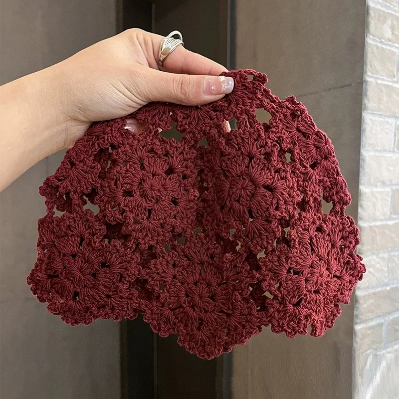 Böhmische handgewebte, ausgeschnittene Kapuzenmütze für Damen, gehäkelte Strickmütze im Ethno-Stil für Reisen und Fotos – Detail 9