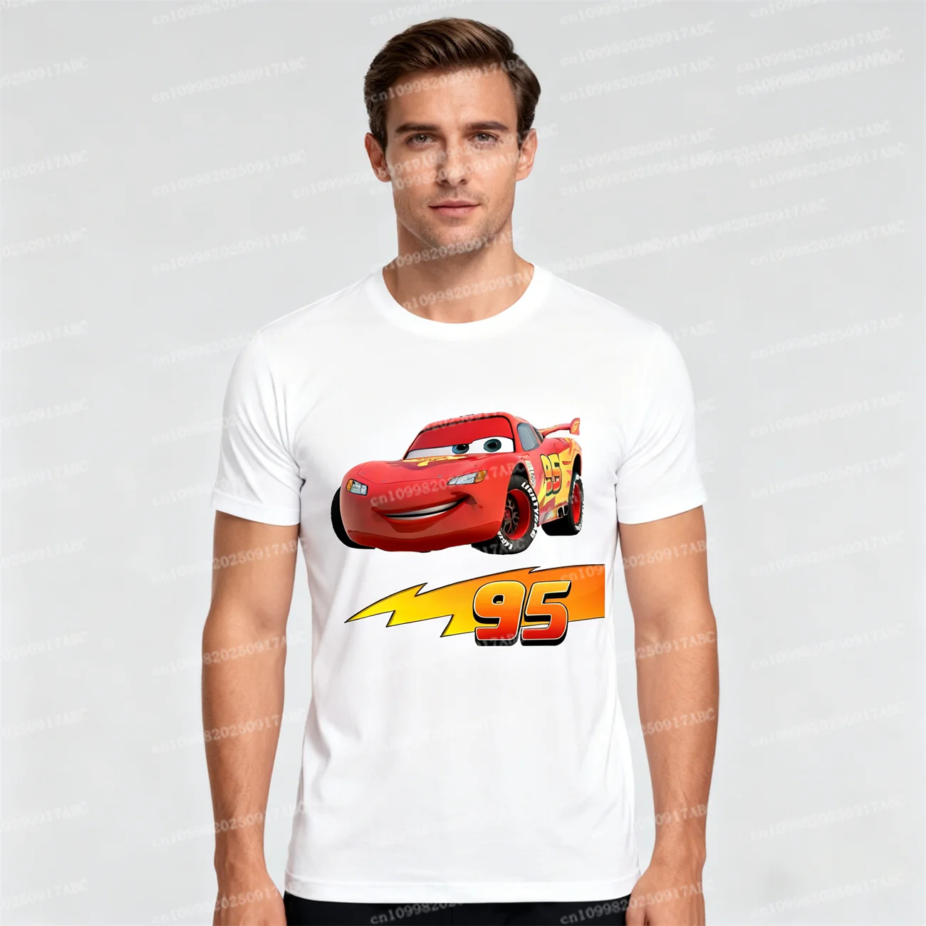 

(MINISO) Cars Lightning McQueen Мужская футболка с короткими рукавами Y2k для мальчиков и девочек, летняя женская футболка, одежда, детская футболка