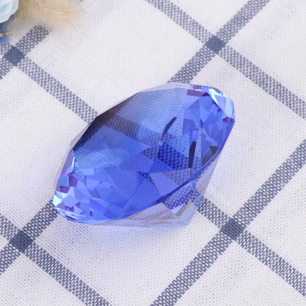 

Crystal Diamonds Craft Decorative Amber Diamond Ornament for Wedding Home Bridal Shower Romantic Party Decoration Faux Diamond