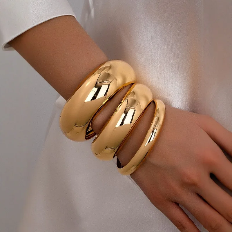 

Набор из 3-х круглых гладких браслетов из нержавеющей стали для женщин и мужчин, новые минималистичные браслеты золотого цвета, модные украшения для пар, подарок.