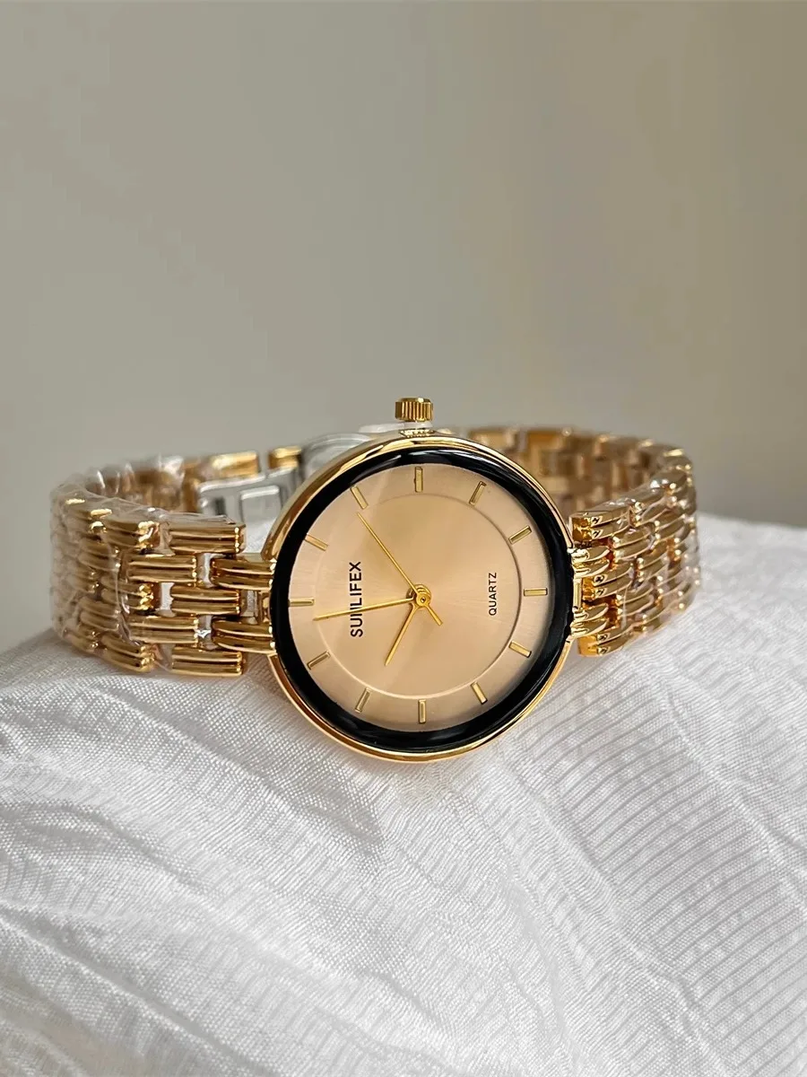 

Elegant Women'S WristwatchRound Design, Luxurious And Sophisticated, Versatile And A Perfect Gift For Women. High-Quality Watch.